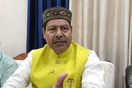 राजद विधायक भाई वीरेंद्र ने कोरोना टीकाकरण को लेकर सवाल उठाए हैं (फाइल फोटो)