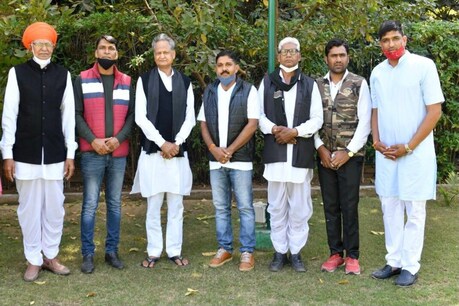 वल्लभनगर विधानसभा सीट से कांग्रेस का टिकट हासिल करने के लिए तमाम दावेदार मुख्यमंत्री के पास लगातार लॉबिंग कर रहे हैं