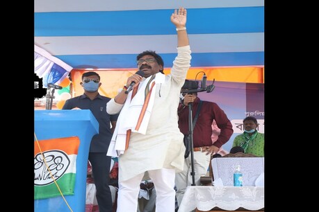 आदिवासियों के समर्थन के लिए हेमन्त सोरेन और अन्य बड़े नेताओं के साथ शिबू सोरेन बंगाल विधानसभा चुनाव में ममता बनर्जी के लिए प्रचार करेंगे.