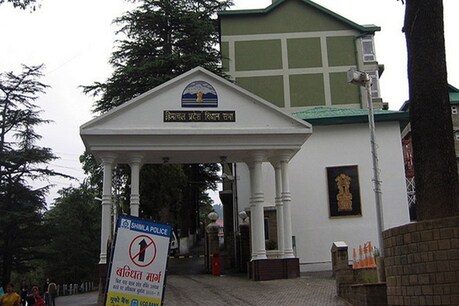 हिमाचल विधानसभा की कार्यवाही स्थिगित की गई है.