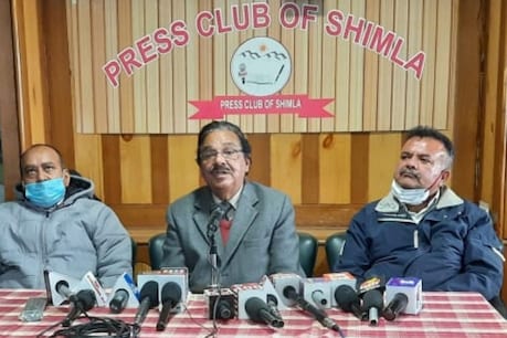 हिमाचल प्रदेश प्राइवेट स्कूल संचालक संघ ने 1 अप्रैल से शुरू हो रहे सत्र में पूरी फीस लेने का फैसला किया.