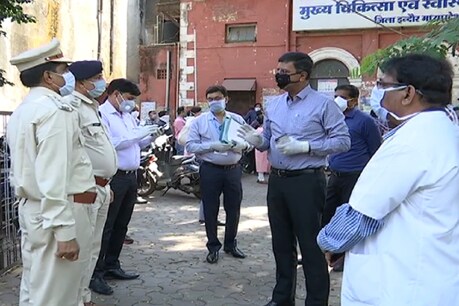 इंदौर जिले में 244 और शहर में 150 से अधिक जगहों पर वैक्सीन लगाई जा रही है.