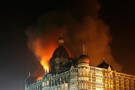 26 नवंबर 2008 को मुंबई में हुए आतंकी हमले में 166 लोग मारे गए थे. (Reuters File)