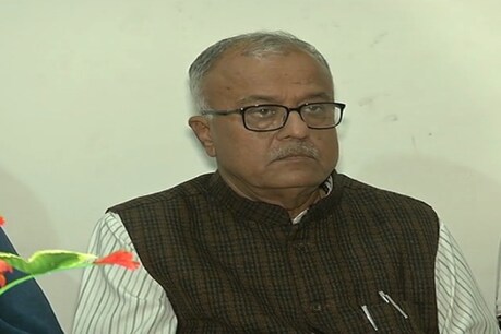 नंद कुमार चौहान खंडवा से बीजेपी के सिटिंग सांसद थे.