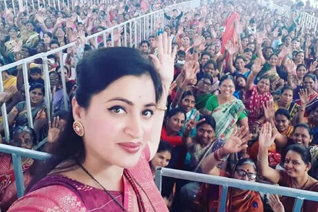 नवनीत राणा ने अपने पत्र में अरविंद सावंत के खिलाफ कड़ी से कड़ी पुलिस कार्रवाई की मांग की. @news18.com
