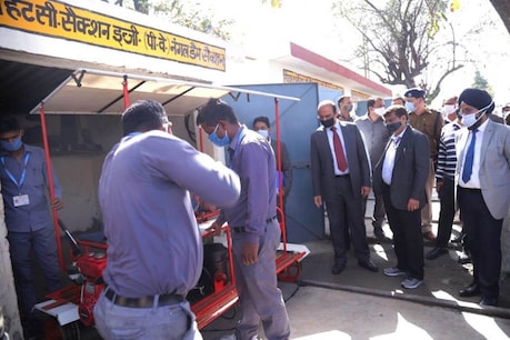 महाप्रबंधक ने चंडीगढ़ से अम्बाला छावनी के बीच ट्रायल-रन का निरीक्षण किया.