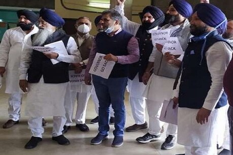 Punjab budget session में हंगामा करते विपक्षी दल