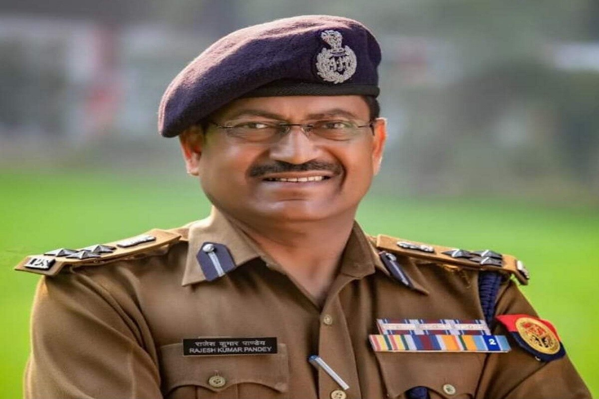 UP Police big action in Panchayat Chunav 2021 Operation Danka criminals peoples are now on the radar nodrss, UP Panchayat Chunav, UP Police, up news, criminals, uttar pradesh panchayat chunav 2021, UP Panchayat Elections 2021, up panchayat chunav reservation list 2021, up panchayat chunav reservation list, UP Panchayat Chunav 2021, अपराधी, गुंडा एक्ट, गैगस्टर एक्ट, बरेली रैंज, राजेश कुमार पांडेय, आईजी, यूपी पुलिस, यूपी पंचायत चुनाव, यूपी पंचायत चुनाव आरक्षण प्रक्रिया, यूपी की लेटेस्ट खबरें, यूपी ब्रेकिंग न्यूज, यूपी पंचायत चुनाव 2021, यूपी पंचायत चुनाव, पंचायत चुनाव आरक्षण लिस्ट, उत्तर प्रदेश पंचायत न्यूज, उत्तर प्रदेश न्यूज,बरेली रेंज के आईजी राजेश कुमार पाण्डेय ने चुनाव से पहले एक पंद्रह दिन का अभियान अपराधियों और दबंगो के विरुद्ध चलाया