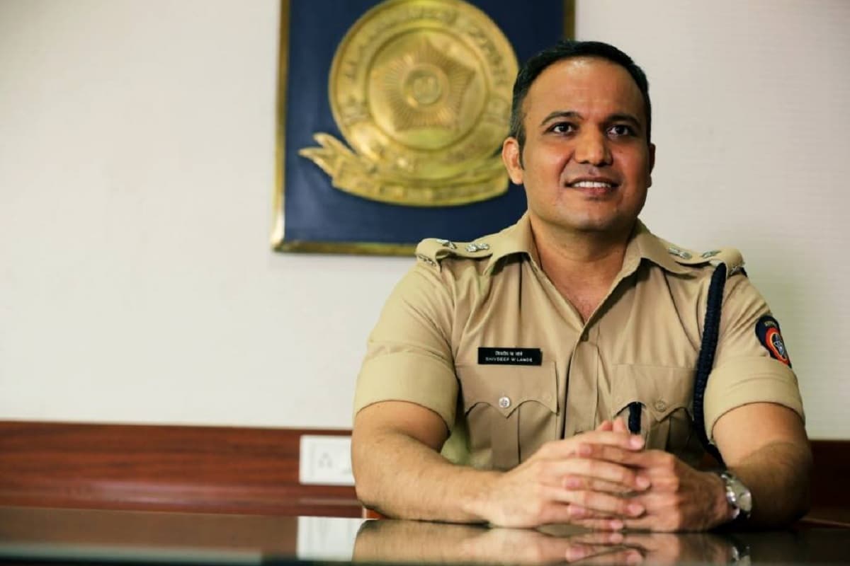 IPS Shivdeep Lande, Shivdeep Vaman Rao Lande, Maharashtra Government, IPS, ATS, Mansukh Hiren Murder Mystery, Anti Terrorist Squad, Mumbai police, Maharashtra NEWS, anil deshmukh, Sachin Waje, शिवदीप वामन राव लांडे, मनसुख हिरेन, महाराष्ट्र एटीएस, बिहार कैडर के आईपीएस अधिकारी, 2006 बैच के आईपीएस अधिकारी, हाईप्रोफाइल मनसुख हिरेन मर्डर केस, एटीएस डीआईजी लांडे, बिहार से महाराष्ट्र डेपुटेशन, हिरेन मर्डर केस की गुत्थी सुलझी,बिहार कैडर के 2006 बैच के आईपीएस अधिकारी शिवदीप लांडे ने मनसुख हिरेन मर्डर केस की गुत्थी सुलझाने का दावा किया है. Meet Bihar cadre IPS officer Shivdeep Lande who solved Mansukh Hiren Murder Mystery now posted ATS DIG in Maharashtra nodrss
