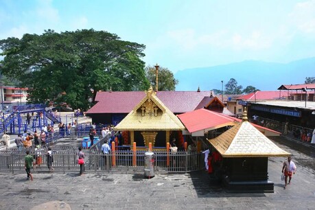 सबरीमाला मंदिर (फाइल फोटो: Shutterstock)