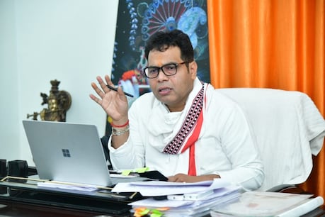 मंत्री श्रीकांत शर्मा ने यह भी कहा कि इस योजना के तहत उपभोक्ता 15 अप्रैल 2021 तक योजना के तहत पंजीकरण करा सकेंगे (फाइल फोटो)