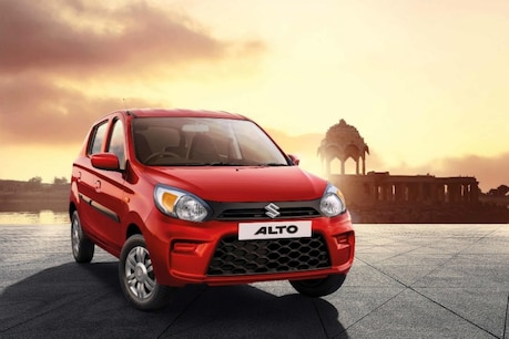 Maruti Alto is getting a great discount.