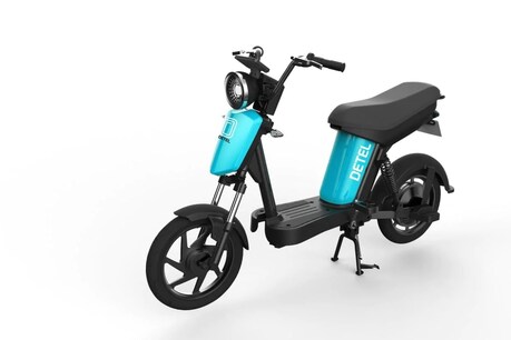 Easy Plus इलेक्ट्रिक स्कूटर सिंगल चार्ज में 60 किमी की रेंज देता हैं.