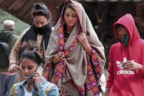 उर्वशी रौतेला Sci Fi मूवी से करेंगी तमिल डेब्यू.