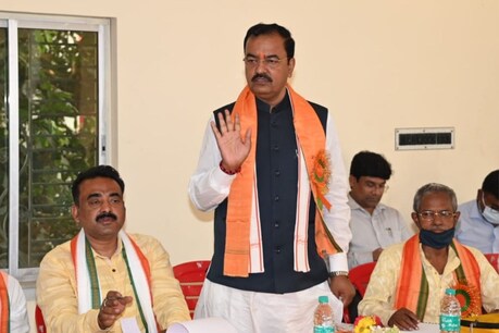पश्चिम बंगाल के दौरे पर यूपी के डिप्टी CM केशव