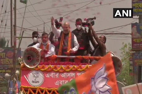 बंगाल के नंदीग्राम में गृह मंत्री अमित शाह का रोड शो