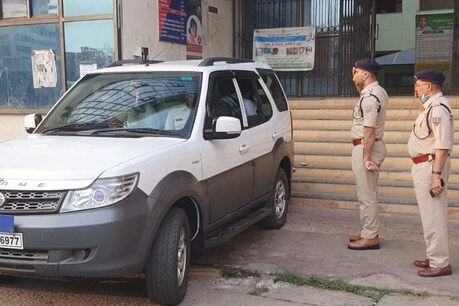 बंगाल चुनाव को देखते हुए झारखंड पुलिस सतर्क हो गई है.