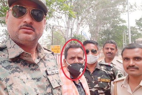 गिरफ्तार नक्सली मनीष यादव पिछले 6 साल से फरार चल रहा था.