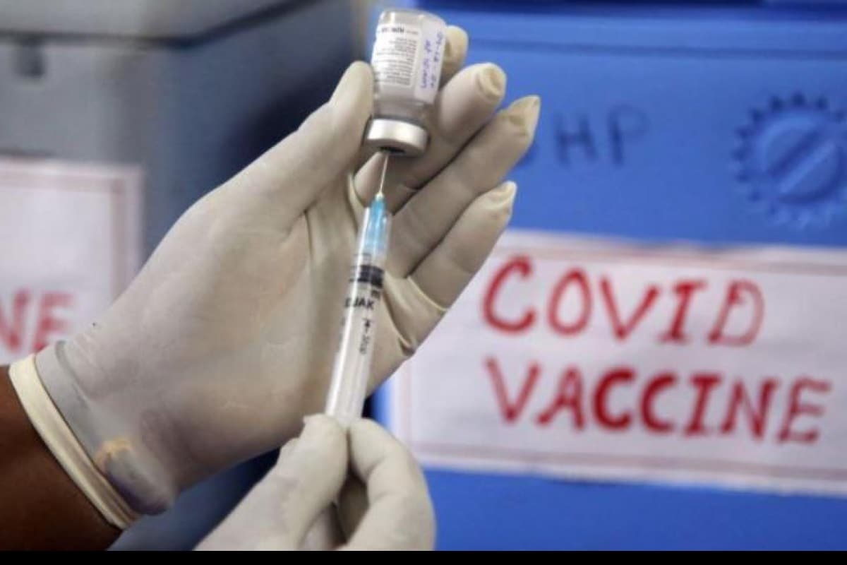 यूपी में वैक्सीनेशन: 40% हेल्थकेयर और फ्रंटलाइन वर्कर्स ने नहीं ली दूसरी खुराक