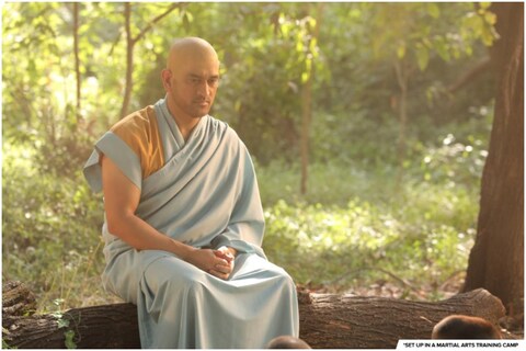 IPL 2021: एमएस धोनी ने बौद्ध भिक्षु बनकर सुनाई रोहित शर्मा के लालच की कहानी (Star Sports/Twitter)