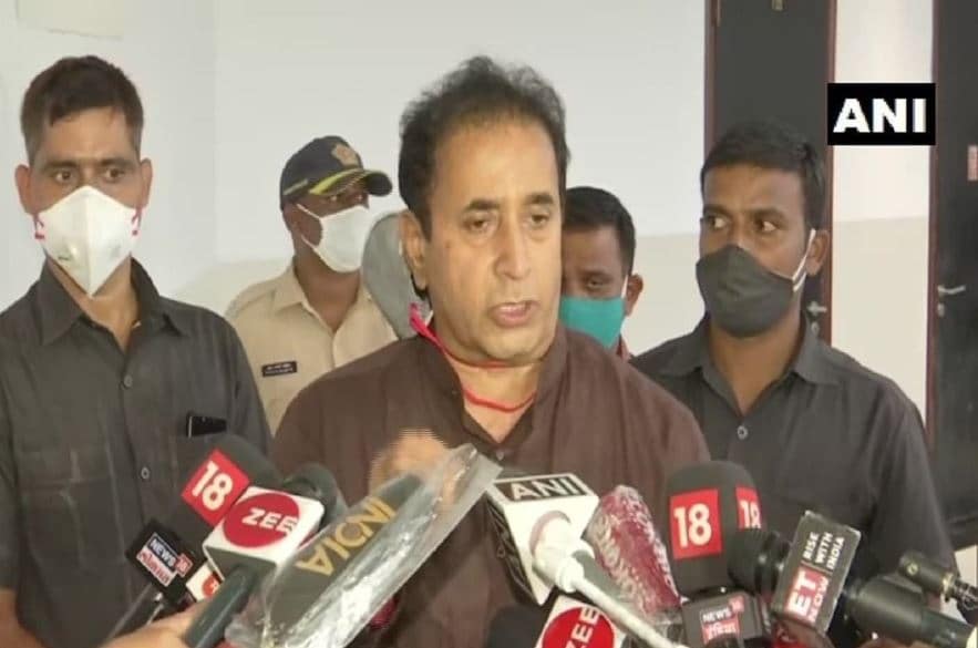 mumbai police, who is cm of maharashtra, maharashtra police, police connection with underworld, मुंबई पुलिस, महाराष्ट्र सीएम कौन हैं, महाराष्ट्र पुलिस, पुलिस और अंडरवर्ल्ड संबंध
