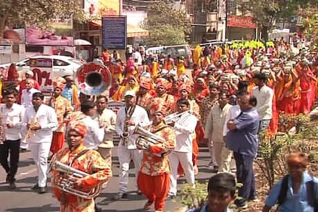 डॉ पॉल ने बताया कि देश के कई राज्यों में शादियों के समय लोगों का काफी जमावड़ा हुआ है.