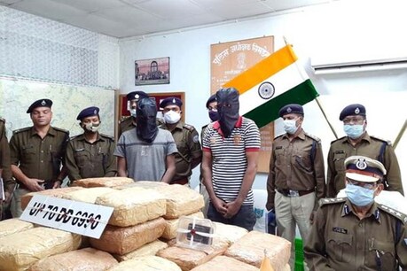 सिमडेगा पुलिस के मुताबिक जब्त गांजे की कीमत 56 लाख रुपये आंकी गई है.