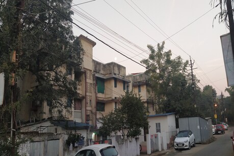 पुलिस मामले की जांच कर रही है.
