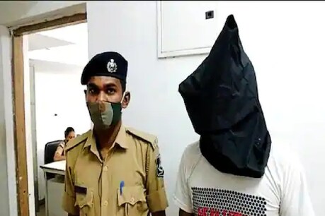 सूरत पुलिस ने आरोपी को गिरफ्तार किया. (Pic- News18)