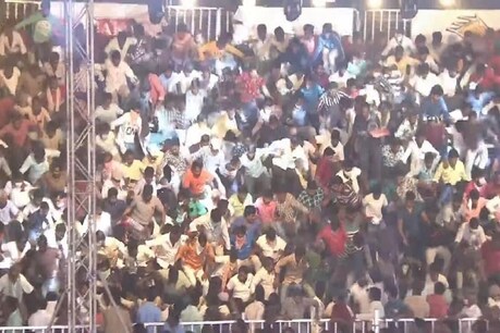 तेलंगाना के सूर्यापेट में हुआ बड़ा हादसा (Photo- Twitter)