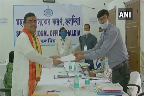 नंदीग्राम से शुवेंदु अधिकारी ने भरा पर्चा.