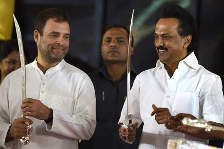 राहुल गांधी और एमके स्टालिन (. (PTI Photo/R Senthil Kumar))