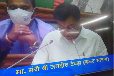 बजट में 1 हजार ग्राम पंचायतों में 1 हजार गौशालाएं खोलने का प्रावधान रखा गया है.