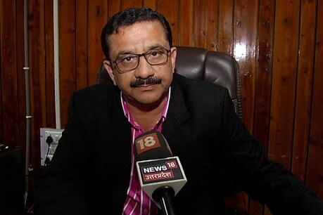 यूपी में वसीम रिजवी के खिलाफ लोगों में गुस्सा देखने को मिल रहा है.