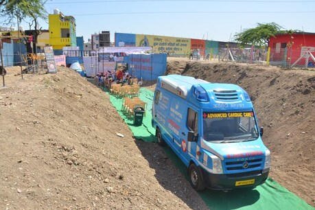 इंदौर नगर निगम ने चौधरी पार्क नाले पर कैंप लगाया, यहां पर कभी बीमारियां पनपती थीं. इसकी तारीफ केंद्रीय शहरी विकास मंत्रालय ने किया.