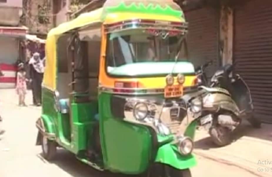 india positive, auto driver