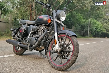 रॉयल एनफील्ड की इस बाइक ने मचाई धूम.