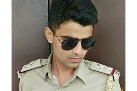 दिल्ली पुलिस का होनहार अधिकारी अंकित चौधरी का आज कोरोना से निधन हो गया.