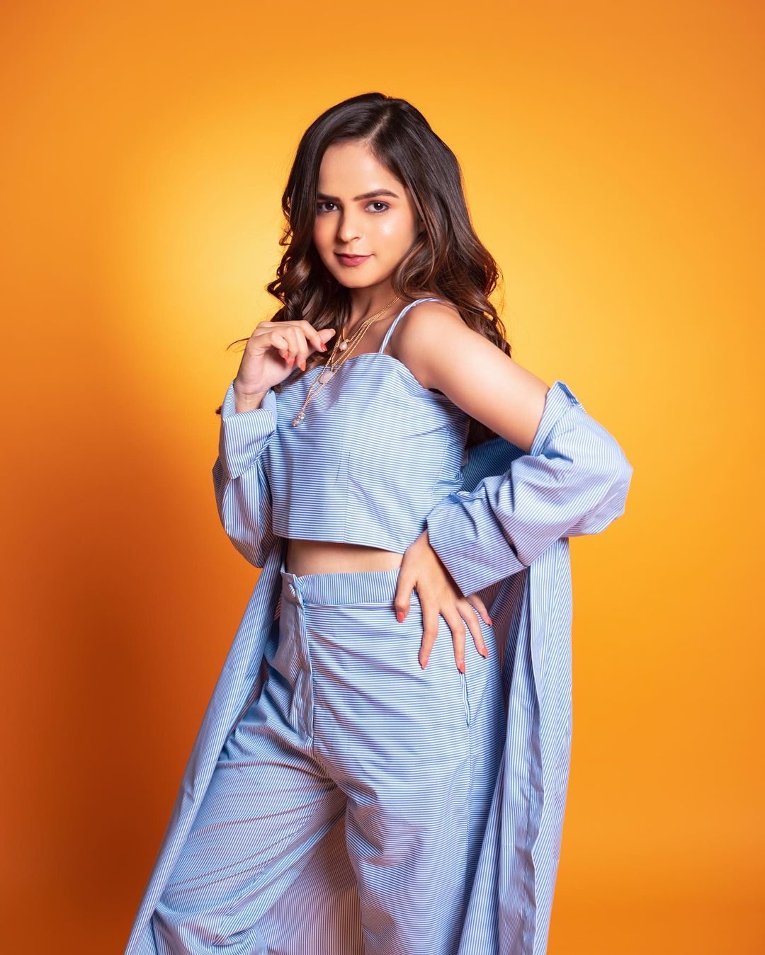 टीवी एक्ट्रेस पलक सिधवानी (Palak Sidhwani) सोशल मीडिया पर काफी एक्टिव रहती हैं. पलक अक्सर अपनी फोटोज शेयर करती रहती है. पलक ने बेहद ही कम वक्त में अपनी एक्टिंग से सभी को अपना फैन बना लिया है.(फोटो साभार:palaksindhwani/Instagram)