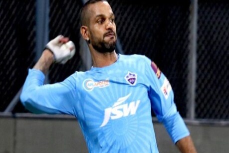 IPL 2021: शिखर धवन ने मोइन अली का बेहतरीन कैच लपका (फोटो-शिखर धवन इंस्टाग्राम)