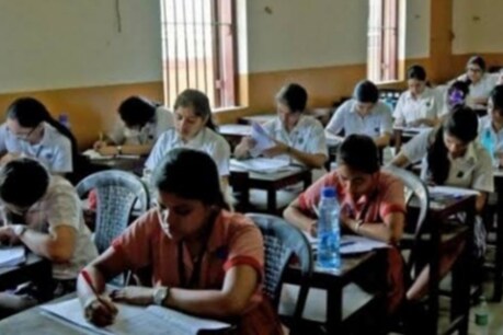 राज्य शिक्षा विभाग द्वारा शिक्षकों को 7 जून से स्कूलों में उपस्थित रहने का फरमान सुनाया है (फाइल फोटो)