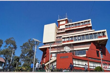 हिमाचल प्रदेश यूनिवर्सिटी.