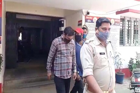 मेरठ में लुटेरों के साथ मिलकर होमगार्ड कराता था लूट, पुलिस ने किया गिरफ्तार.
