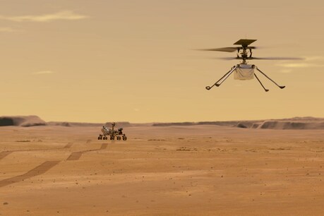 नासा ने पहली बताया है कि इंजेन्युटी हेलिकॉप्टर (Ingenuity Helicopter) की उड़ान टल क्यों रही है. (तस्वीर : NASA JPL-Caltech)