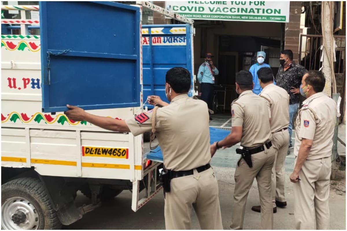 Delhi Police, Good News, Coronavirus, Lockdown, Night Curfew in Delhi, Oxygen Cylinder