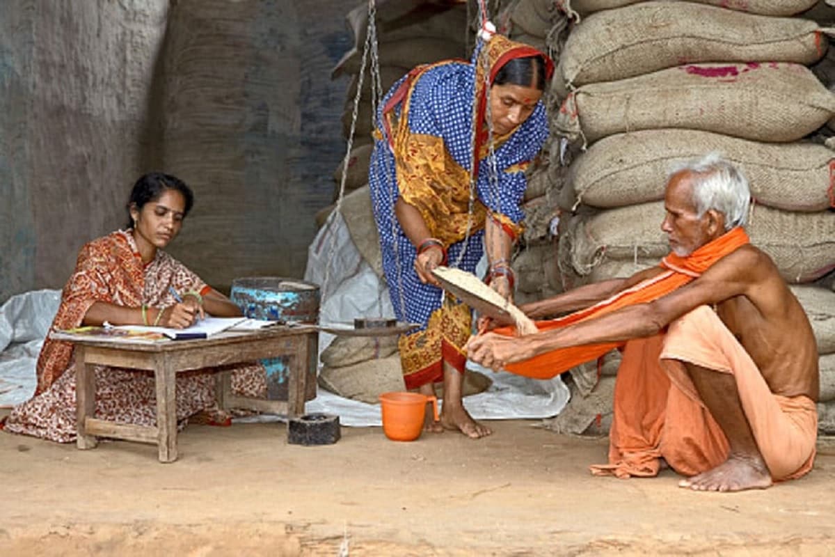 कोरोना काल में लोगों को मुफ्त अनाज देगी बिहार सरकार, इसी महीने से शुरुआत