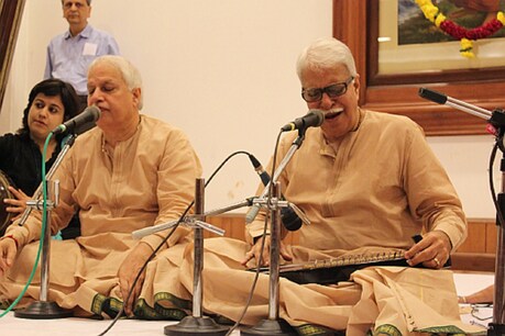 Padma Bhushan Pandit Rajan Mishra Corona and Heart attack admitted in delhi  hospital पद्मभूषण पंडित राजन मिश्रा की तबीयत खराब, अस्पताल में कराए गए भर्ती