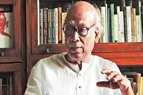 बांग्ला भाषा के जाने माने कवि शंख घोष.
