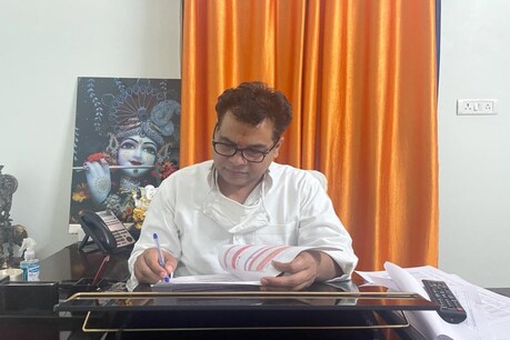 कोरोना संक्रमण के खिलाफ लड़ाई में मंत्री श्रीकांत शर्मा अपने विधायक निधि से दो करोड़ रूपये की राशि दे चुके हैं