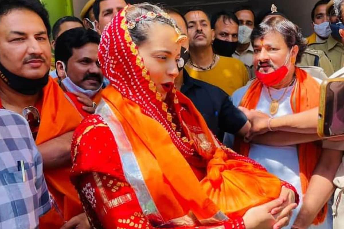 उदयपुर_ श्रीनाथजी को देखकर कंगना रनौत आँसू नहीं रोक पाई (1)